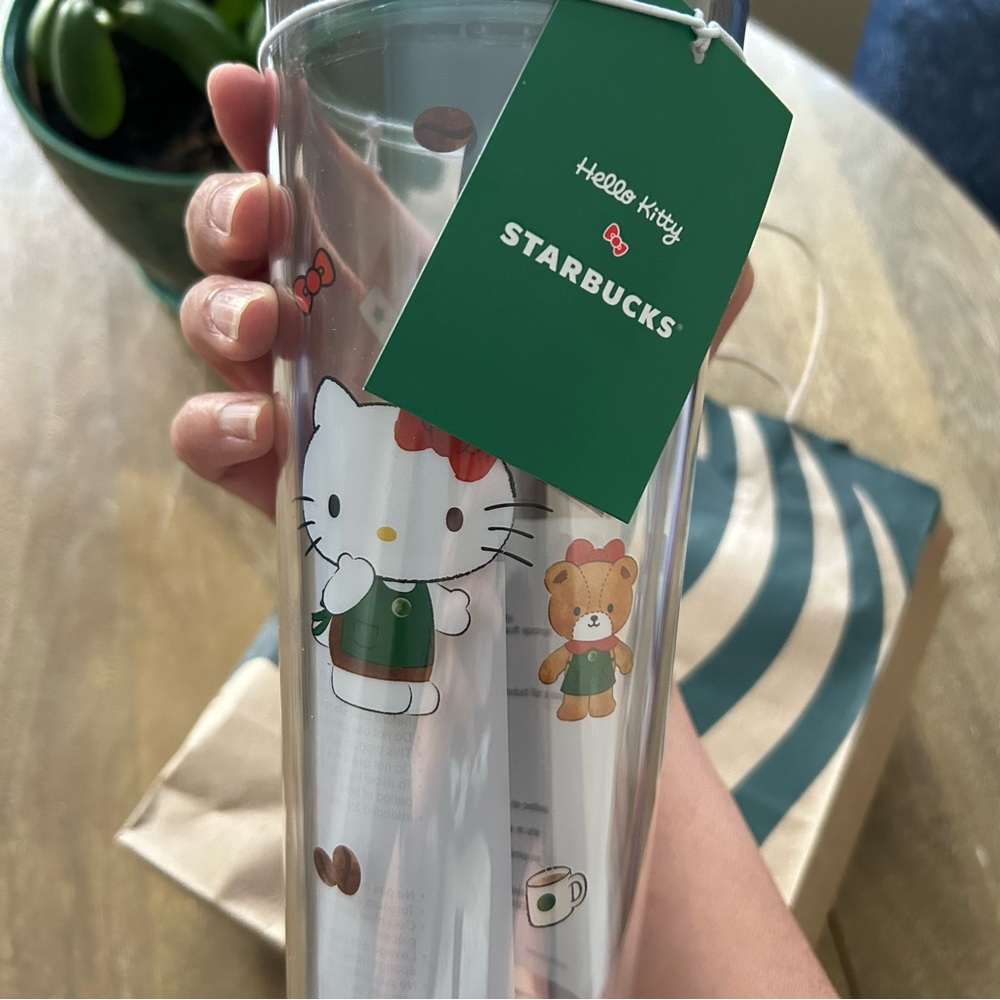 Starbucks x Hello Kitty tumbler NWT RARE SOLD OUT